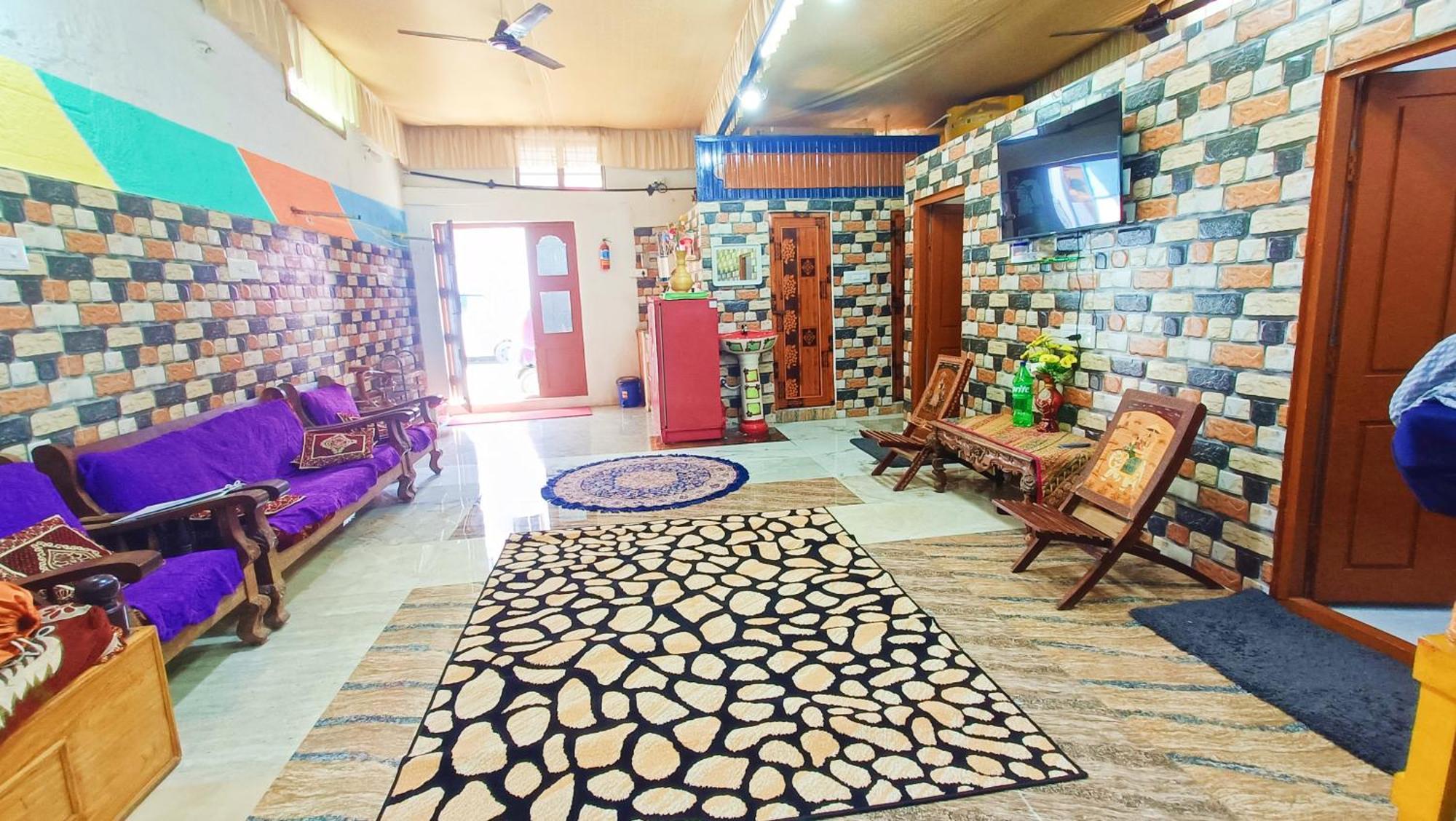 Sahara Family Homestay Майсур Экстерьер фото